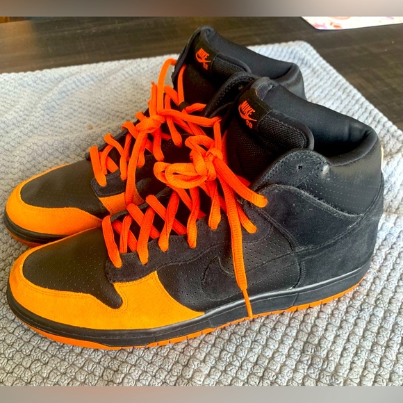 Dunk High Top Orange And Black Nike Dunks COPY Nike SB Dunk Hi